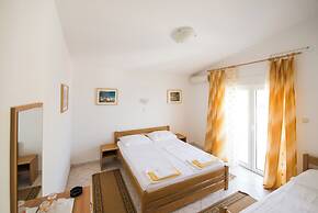 B&B Pero near sea with hot tub access