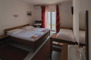 B&B Pero near sea with hot tub access