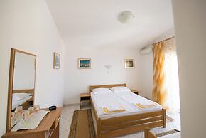 B&B Pero near sea with hot tub access