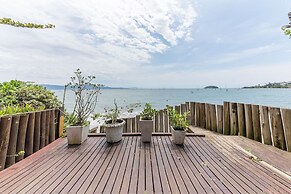 JBM Apto pé na areia com vista mar