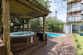 JBM Apto pé na areia com vista mar