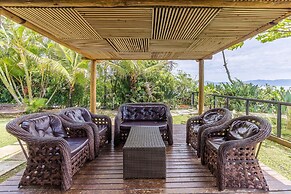 JBM Apto pé na areia com vista mar