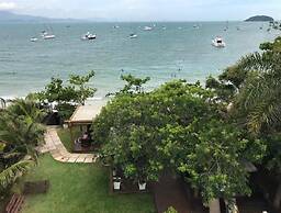 JBM Apto pé na areia com vista mar