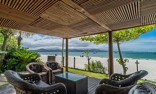 JBM Apto pé na areia com vista mar