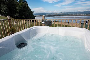 Seaview Cabin Sleeps 2 -hot Tub - Parking