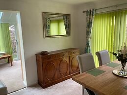 Glendale Close Homely House in Nottingham