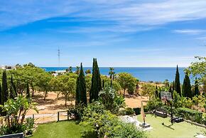 El Higueron Townhouse With Private Pool by Costarentals - Ref 252