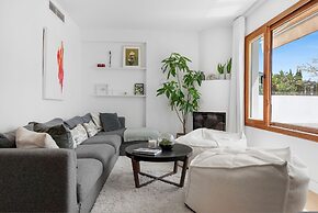 El Higueron Townhouse With Private Pool by Costarentals - Ref 252