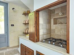 Donna Amelia in Selva di Fasano