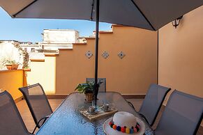 Kalsa Apartment with Terrace
