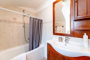 Tremezzina Charming Apartment