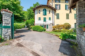 Tremezzina Charming Apartment