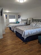 Riverboat Inn and Suites