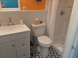 Riverboat Inn and Suites