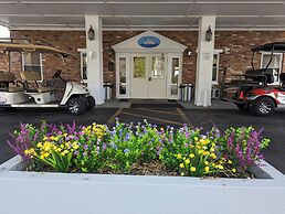 Riverboat Inn and Suites