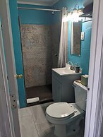 Riverboat Inn and Suites