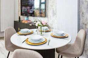 Apricot House- Cozy 2 Bedroom House in Birmingham