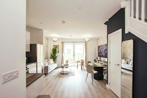 Apricot House- Cozy 2 Bedroom House in Birmingham