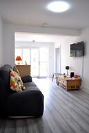 5 Bed Family Home Greater London, Free Parking