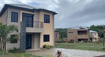 Luxurious Modern home Ocho Rios CC