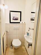 2 bedrooms in the heart of city center