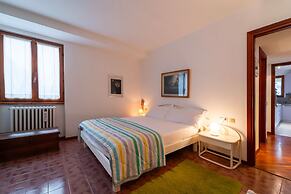 Mulberry Apartment by Wonderful Italy