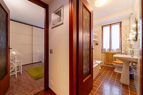 Mulberry Apartment by Wonderful Italy