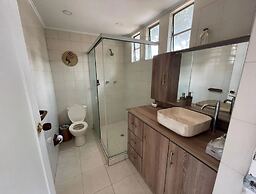 Hostal La Bodeguita Del  Mundo Laureles