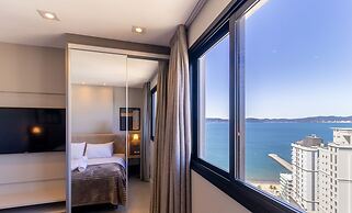 MHFs Apartamentos com Vista Mar Itapema