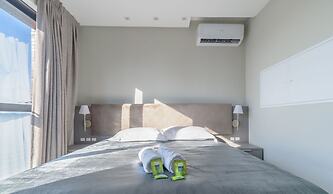 MHFA Studios em Prédio Luxuoso Vista Mar