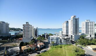 MHFA Studios em Prédio Luxuoso Vista Mar