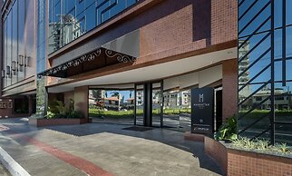 MHFA Studios em Prédio Luxuoso Vista Mar