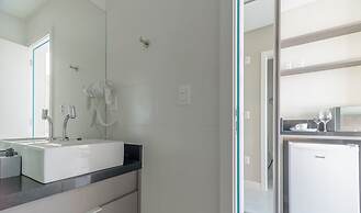 MHFA Studios em Prédio Luxuoso Vista Mar