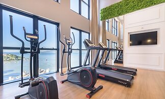 MHFA Studios em Prédio Luxuoso Vista Mar