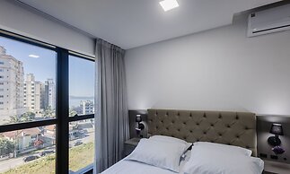 MHFA Studios em Prédio Luxuoso Vista Mar