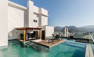 MHFA Studios em Prédio Luxuoso Vista Mar