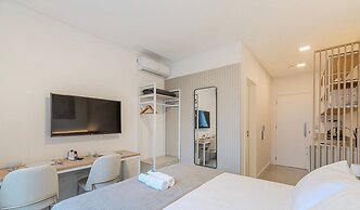 MHFA Studios em Prédio Luxuoso Vista Mar