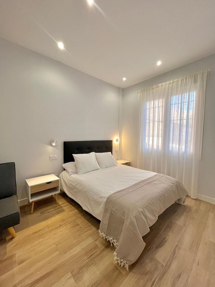 Ifema IV in Madrid With 1 Bathrooms