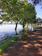 Mount Elephant Hotel Motel