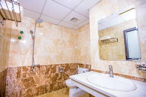 Tu Phuong Hotel TH by Bay Luxury