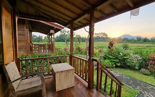 Sirya Farm House