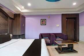 Goroomgo Hotel Park View Delhi