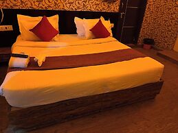 Goroomgo Hotel Park View Delhi