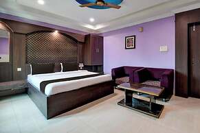 Goroomgo Hotel Park View Delhi