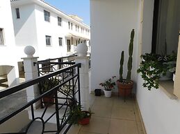 Paramount Gardens Resorts C202