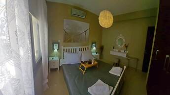 Paramount Gardens Resorts C202