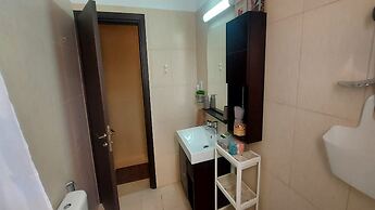 Paramount Gardens Resorts C202