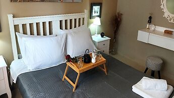 Paramount Gardens Resorts C202