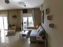 Paramount Gardens Resorts C202