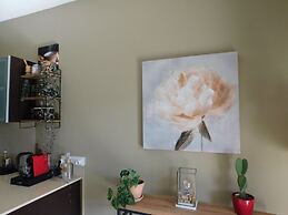 Paramount Gardens Resorts C202